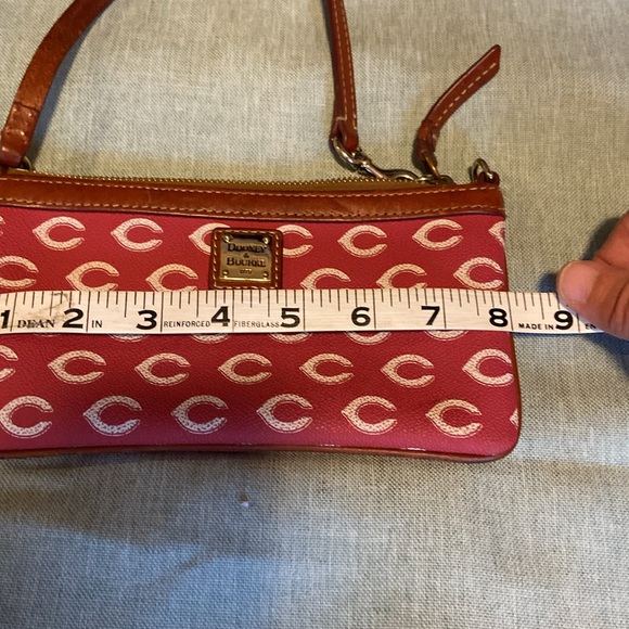 Cincinnati Reds wristlet - Picture 4 of 6